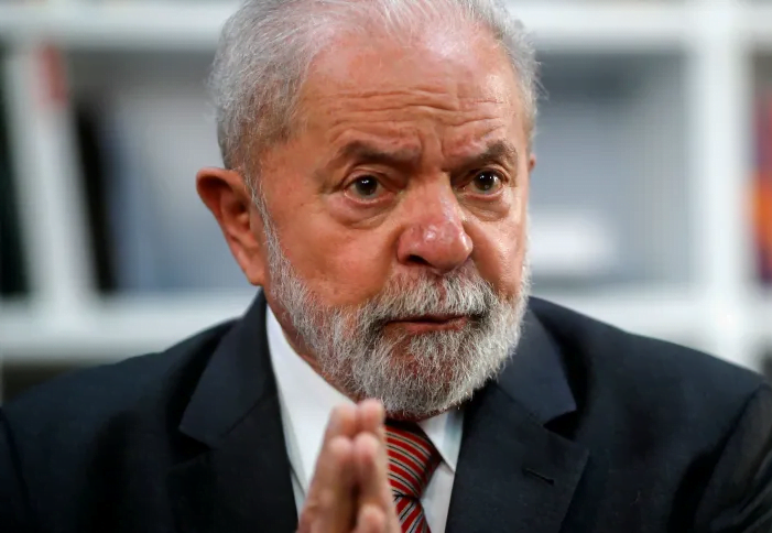 Juiz ordena remoção de vídeos de Lula a chamar genocida a Bolsonaro
