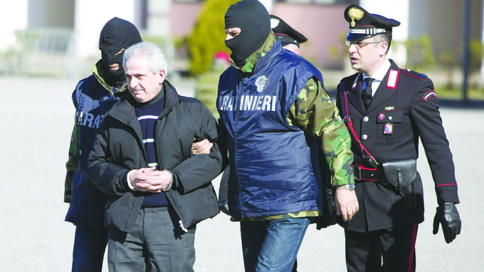 Polícia italiana detém homem que ajudou  chefe da máfia a fugir durante 30 anos